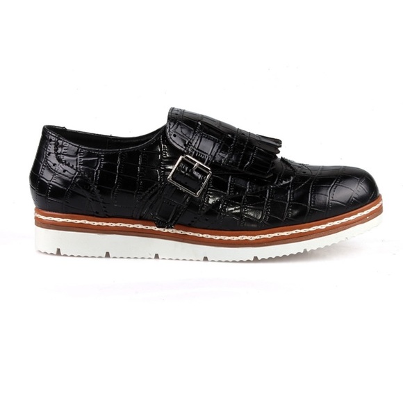 Black Croc Skin Fringe Oxford Style Sneakers - Picture 5 of 5
